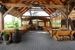 Hostinec Obora - stylová restaurace Chrudim, Slatiňany