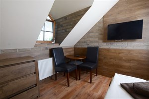 Hostinec Obora Trpišov - 1 x Dvoulůžkový pokoj Standard č. 9 (manželská postel)