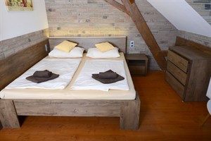 Hostinec Obora Trpišov - Rodinný apartmán č. 7 (4 + 2)