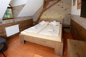 Hostinec Obora Trpišov - Rodinný apartmán č. 8 (4 + 2)